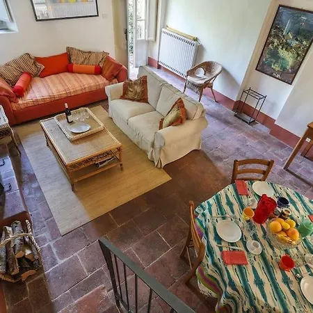 Casa Colonica, Tra Versilia E Lucca Camaiore