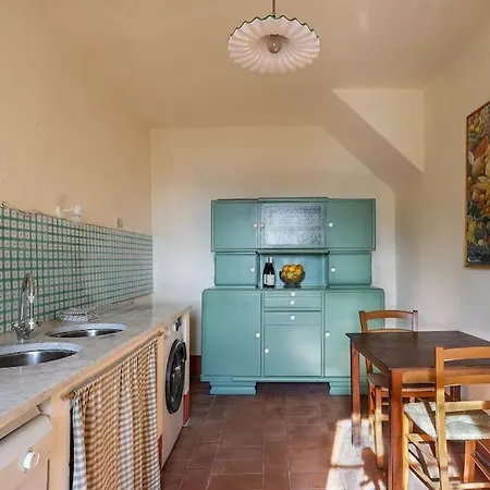 Hébergement de vacances Casa Colonica, Tra Versilia E Lucca Camaiore