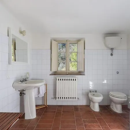 Casa Colonica, Tra Versilia E Lucca 펜션 *