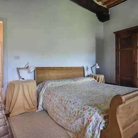 Casa Colonica, Tra Versilia E Lucca Дом отдыха *